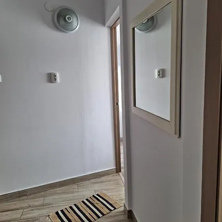 Farmec Appartement *