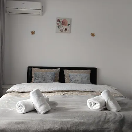 Apartment Farmec *